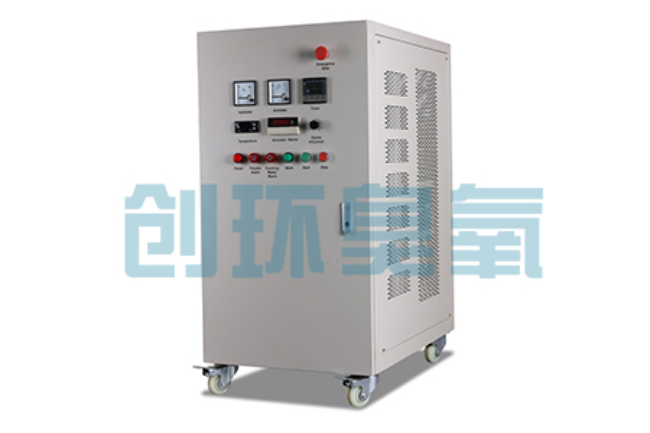 济宁冬季养殖场密闭消毒双赢方案：臭氧发生器在工厂化水产与畜牧场景的安全应用